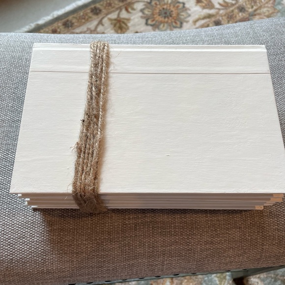 Painted book decor - Picture 6 of 8